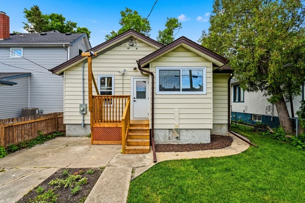 421 Atlantic Ave, Winnipeg, MB