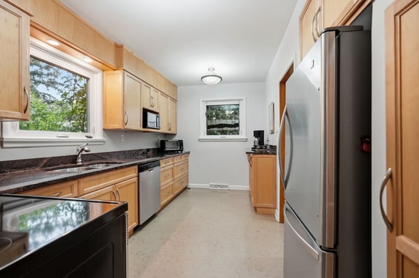 748 Borebank St., Winnipeg, MB