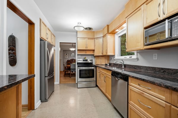 748 Borebank St., Winnipeg, MB
