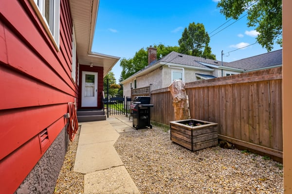 63 Monck Ave, Winnipeg, MB
