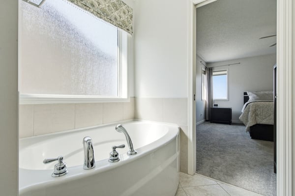 26 Blue Sun Dr, Winnipeg, MB