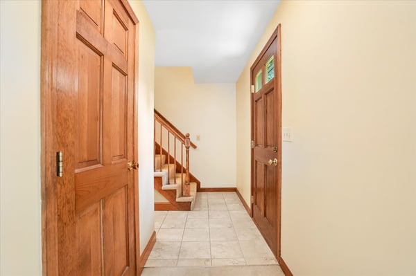 4 Lawson Farm Road, Londonderry, NH