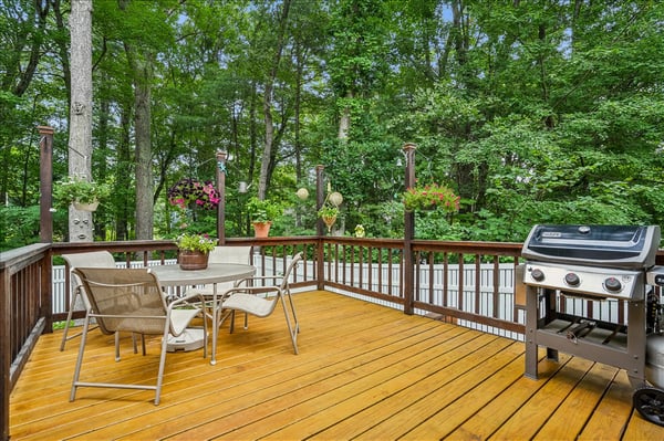 4 Lawson Farm Road, Londonderry, NH