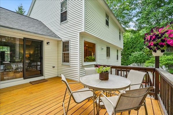 4 Lawson Farm Road, Londonderry, NH