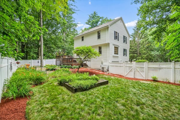 4 Lawson Farm Road, Londonderry, NH