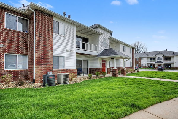 914 Carom Circle, 158, Mason, MI