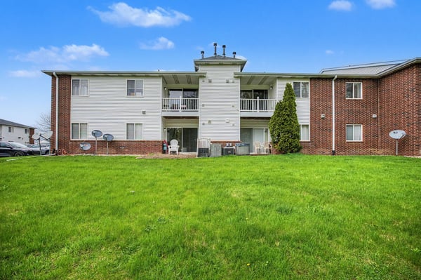914 Carom Circle, 158, Mason, MI
