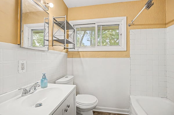 2019 Ferrol Street, Lansing, MI