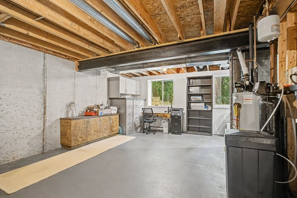 16600 La Fleur Drive, 13, East Lansing, MI