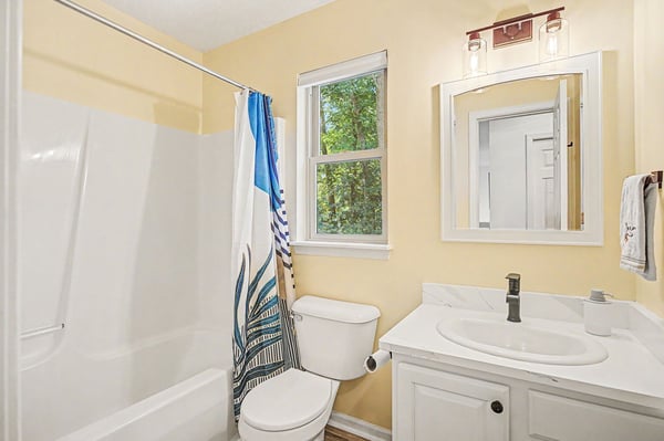 16600 La Fleur Drive, 13, East Lansing, MI