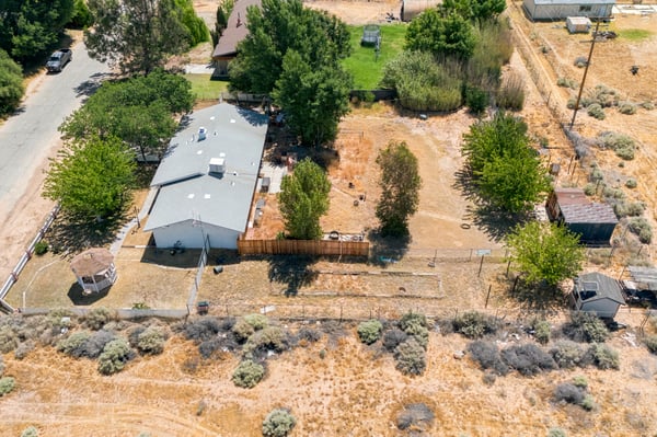 16768 Monterey Ave, North Edwards, CA