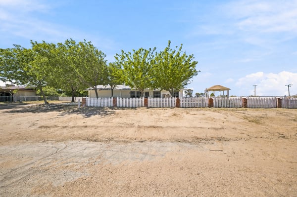 16768 Monterey Ave, North Edwards, CA