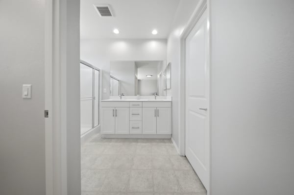 1832 E Ave H7, Lancaster, CA