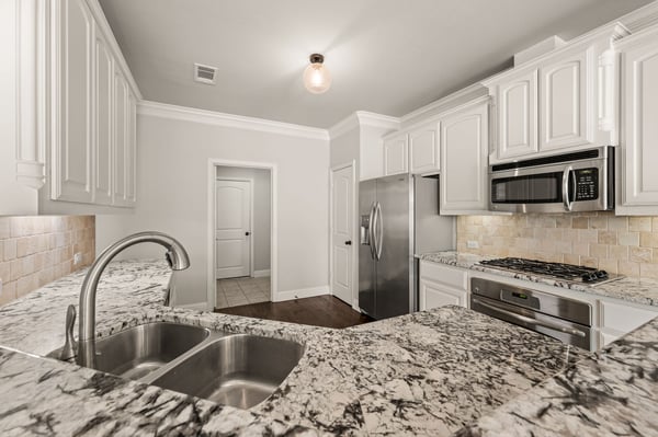 250 Churchill Loop, Grapevine, TX