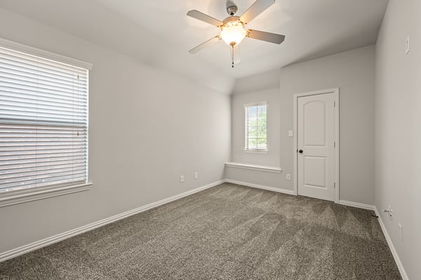 250 Churchill Loop, Grapevine, TX