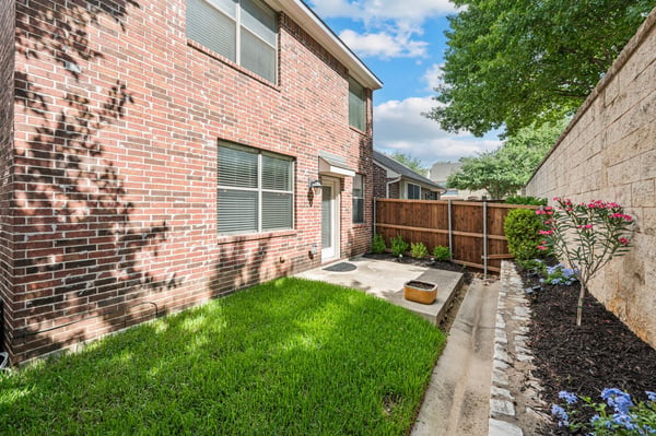 250 Churchill Loop, Grapevine, TX