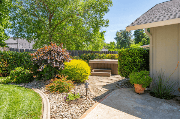 2364 La Madre Court, Redding, CA