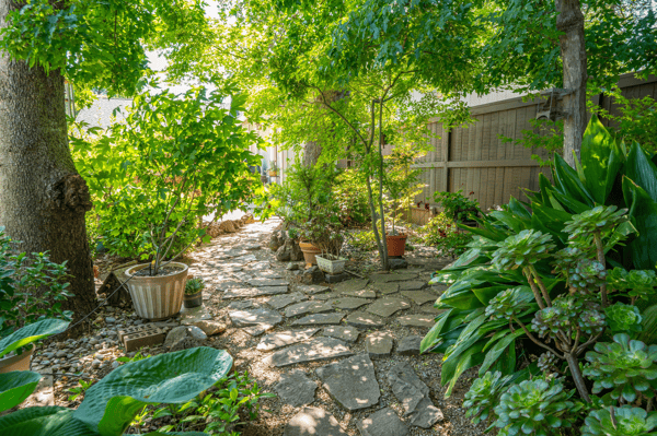 2364 La Madre Court, Redding, CA