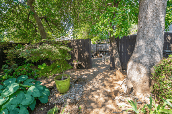 2364 La Madre Court, Redding, CA
