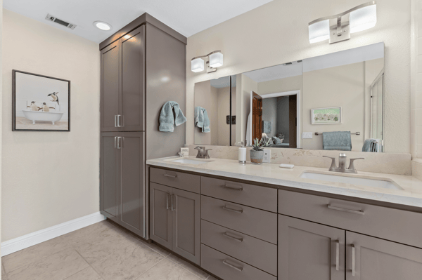 2364 La Madre Court, Redding, CA