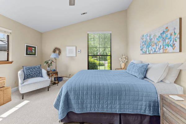 2364 La Madre Court, Redding, CA