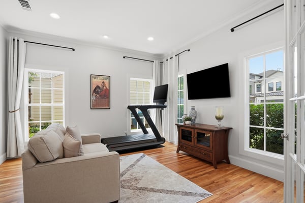 740 Edgefield Rd, Fort Worth, TX
