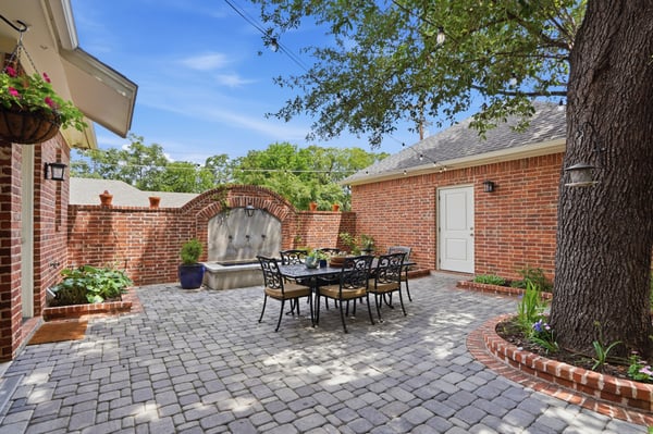 740 Edgefield Rd, Fort Worth, TX