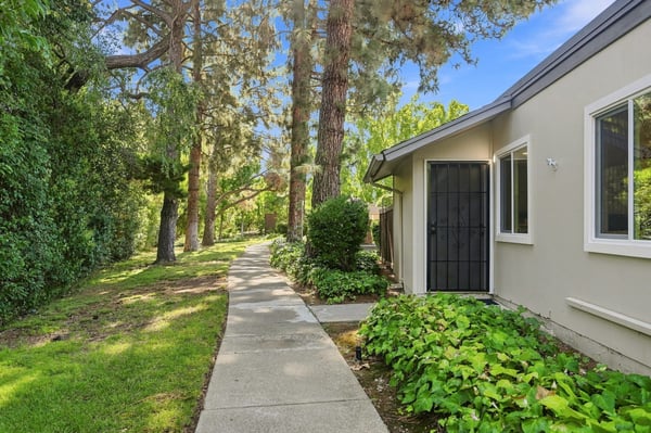 1594 Schenone Ct, F, Concord, CA