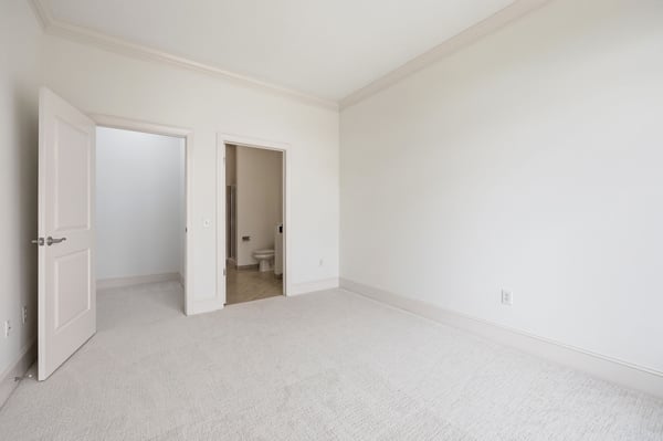 Second en-suite Bedroom