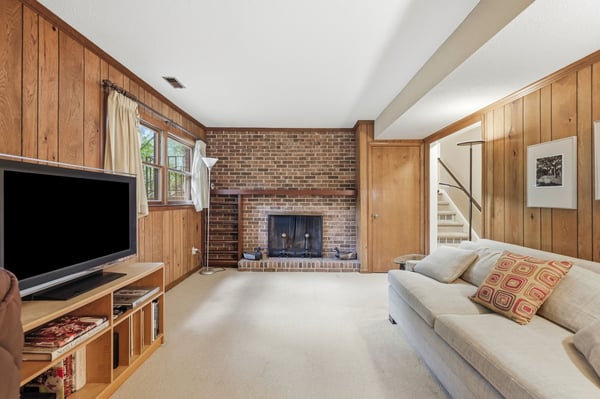 1904 Overland Drive, Chapel Hill, NC