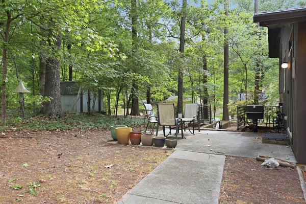 1904 Overland Drive, Chapel Hill, NC