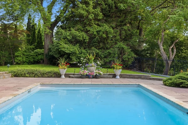 32 Arjay Crescent, Toronto, ON