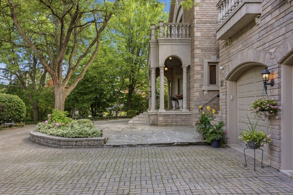32 Arjay Crescent, Toronto, ON