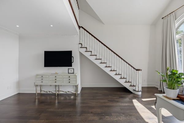 32 Arjay Crescent, Toronto, ON