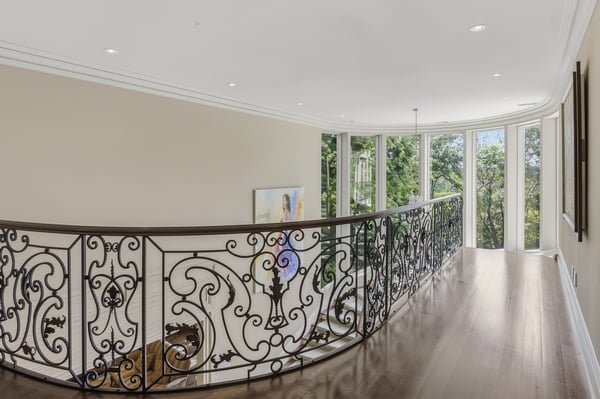 32 Arjay Crescent, Toronto, ON