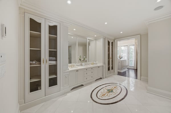 32 Arjay Crescent, Toronto, ON