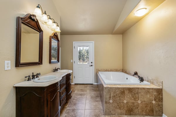 12244 NW 10th Street, Terrebonne, OR