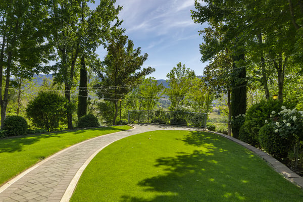 200 Belle Fiore Ln, Ashland, OR