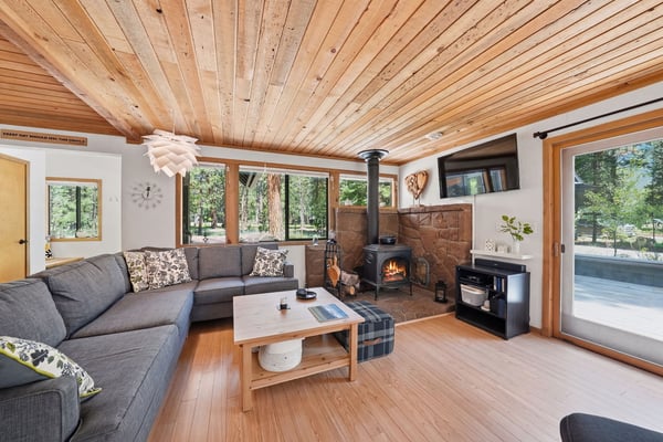 71105 Meadow Grass Circle #GH18, Black Butte Ranch, OR