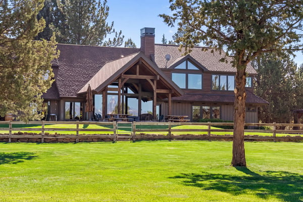 68405 Fryrear Road, Sisters, OR