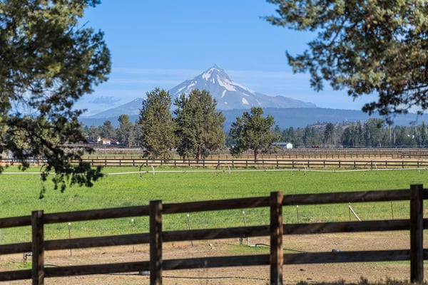 68405 Fryrear Road, Sisters, OR
