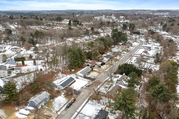 4 Richard Road, Hudson, MA