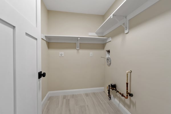 4 Richard Road, Hudson, MA