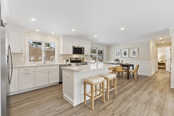 4 Richard Road, Hudson, MA