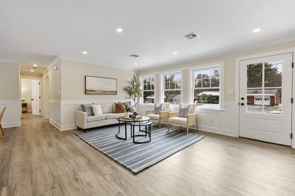 4 Richard Road, Hudson, MA