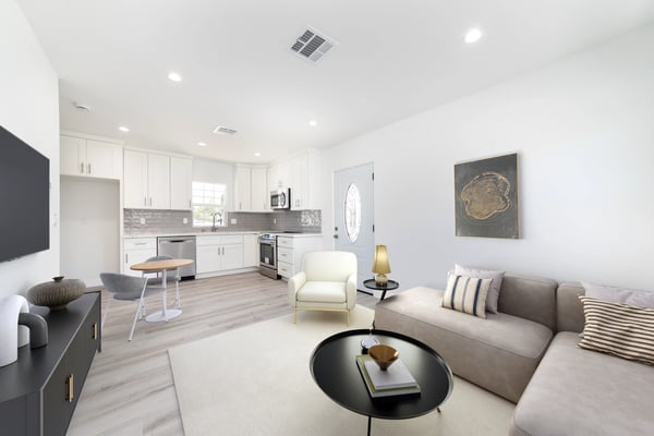 8121 N Kentland Ave., West Hills, CA