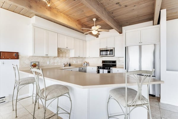 617 Beach Drive, Aptos, CA