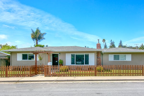 Eastside Bungalow with a Backyard designed for R&R!