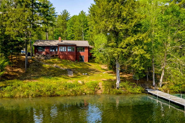 1807 Little Sunapee Road, New London, NH