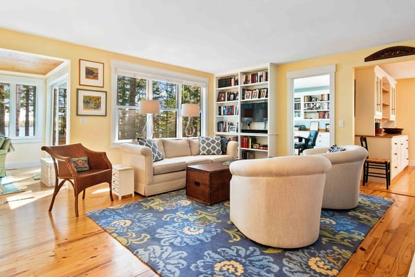 1807 Little Sunapee Road, New London, NH